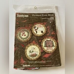 Janlynn Christmas Cross Stitch Country Vine Wreaths Set of 4 Kit